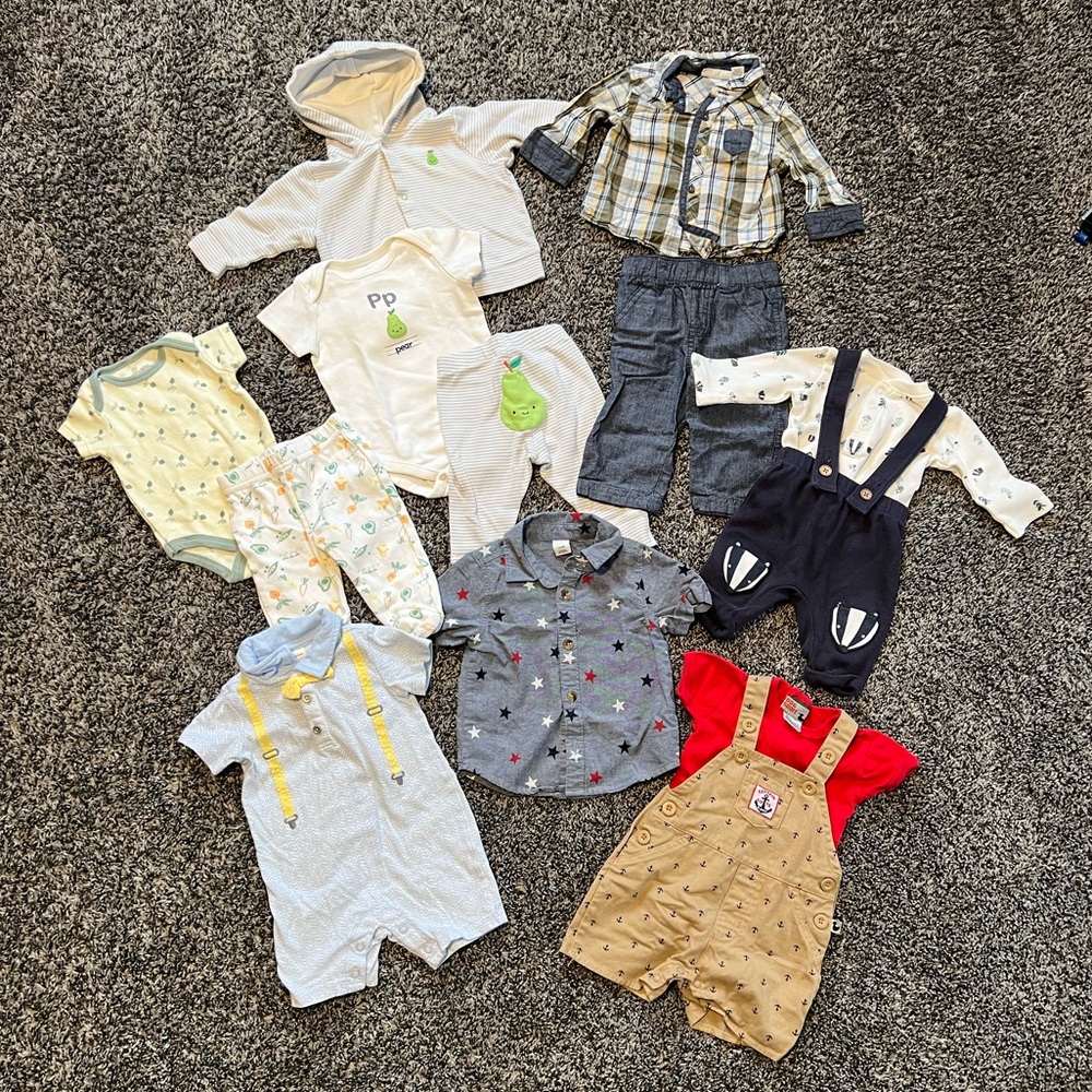3-6mo Assorted Baby Outfits (12 pieces)